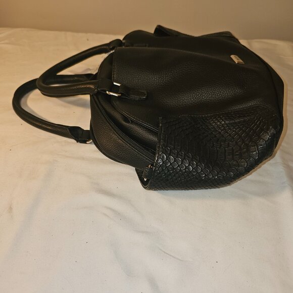 Kenneth Cole Reaction Black Handbag - Picture 5 of 5